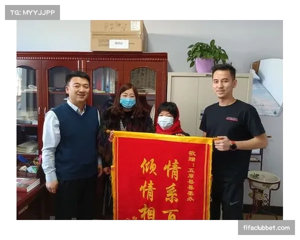 Peanut真情致谢支持者承诺以更出色表现回馈粉丝的关爱与期待 Peanut真情致谢支持者承诺以更出色表现回馈粉丝的关爱与期待